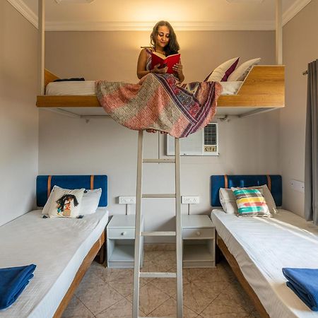 Hostel Madpackers Rishikesh Laxman Jhula Zewnętrze zdjęcie