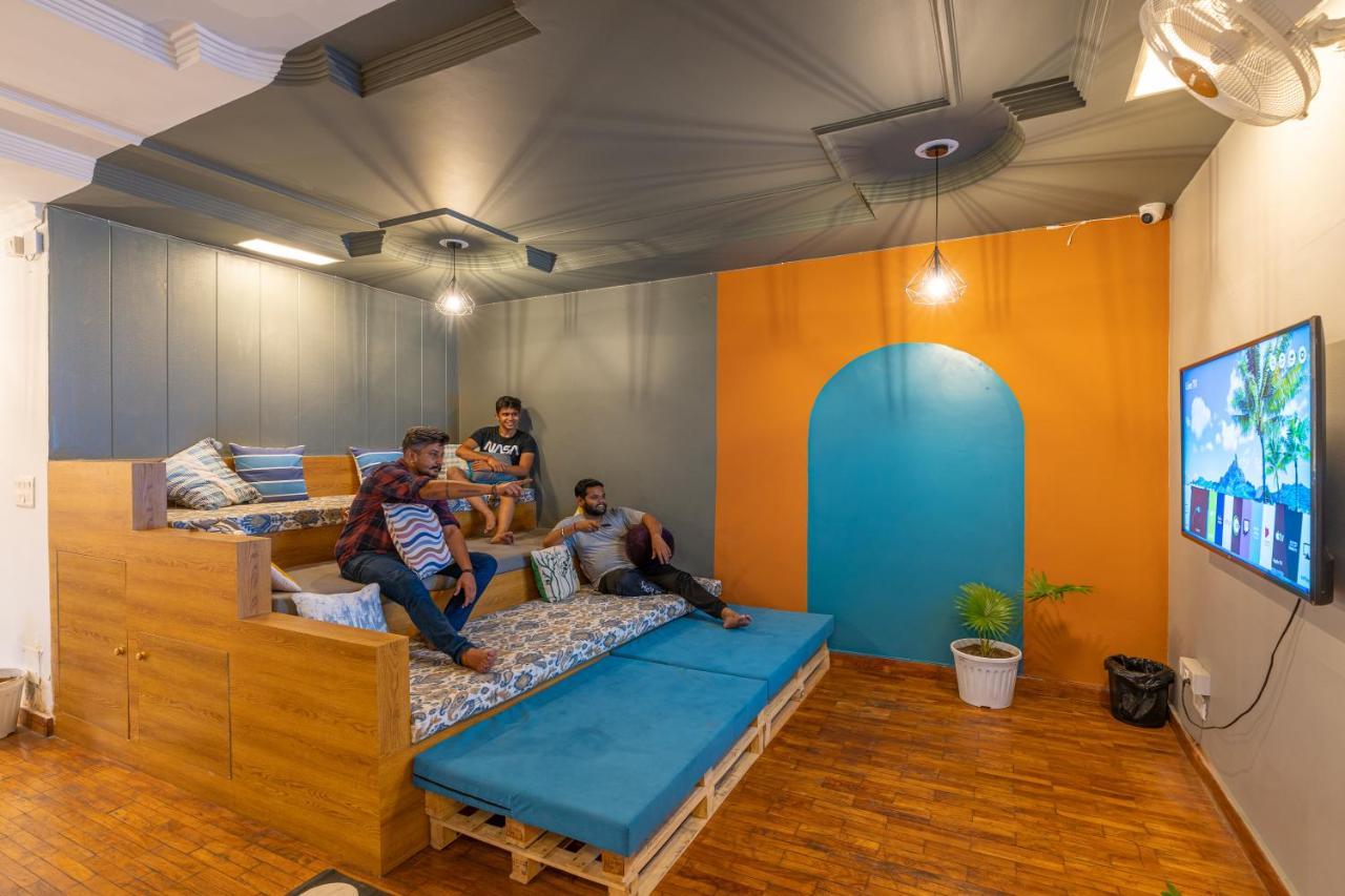 Hostel Madpackers Rishikesh Og Zewnętrze zdjęcie