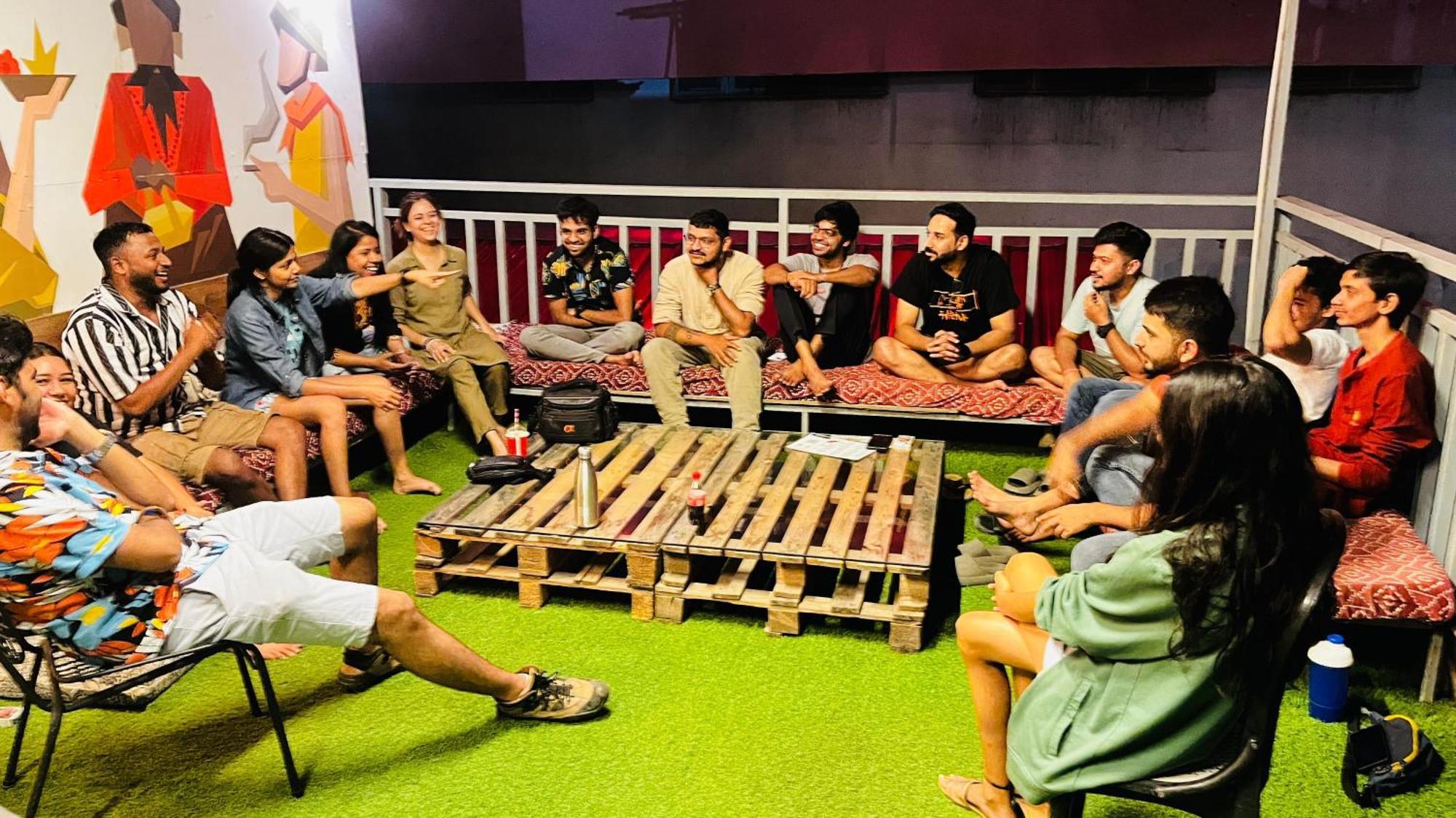 Hostel Madpackers Rishikesh Laxman Jhula Zewnętrze zdjęcie